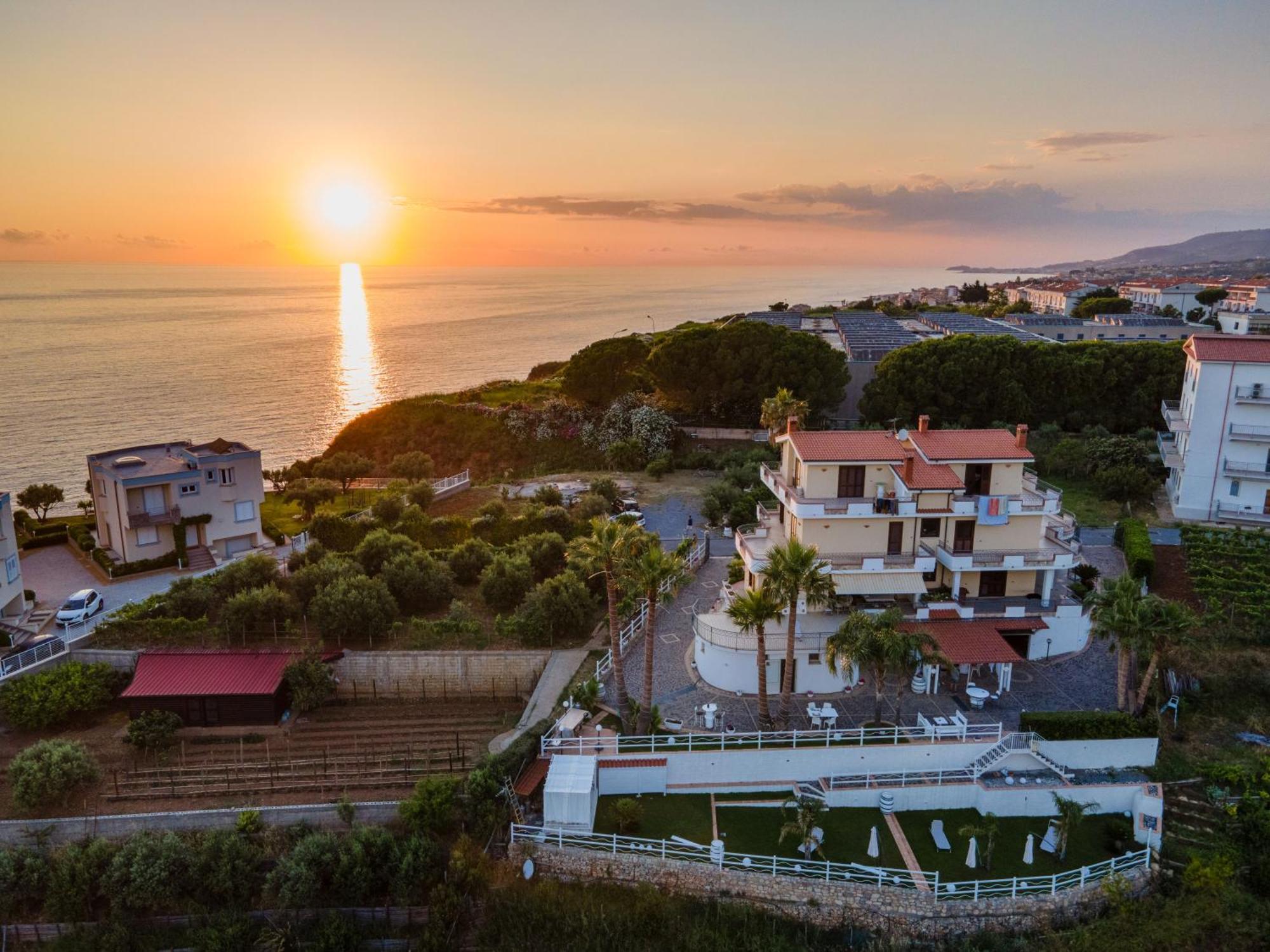فندق Casa Del Sole بلفيديري ماريتّيمو المظهر الخارجي الصورة